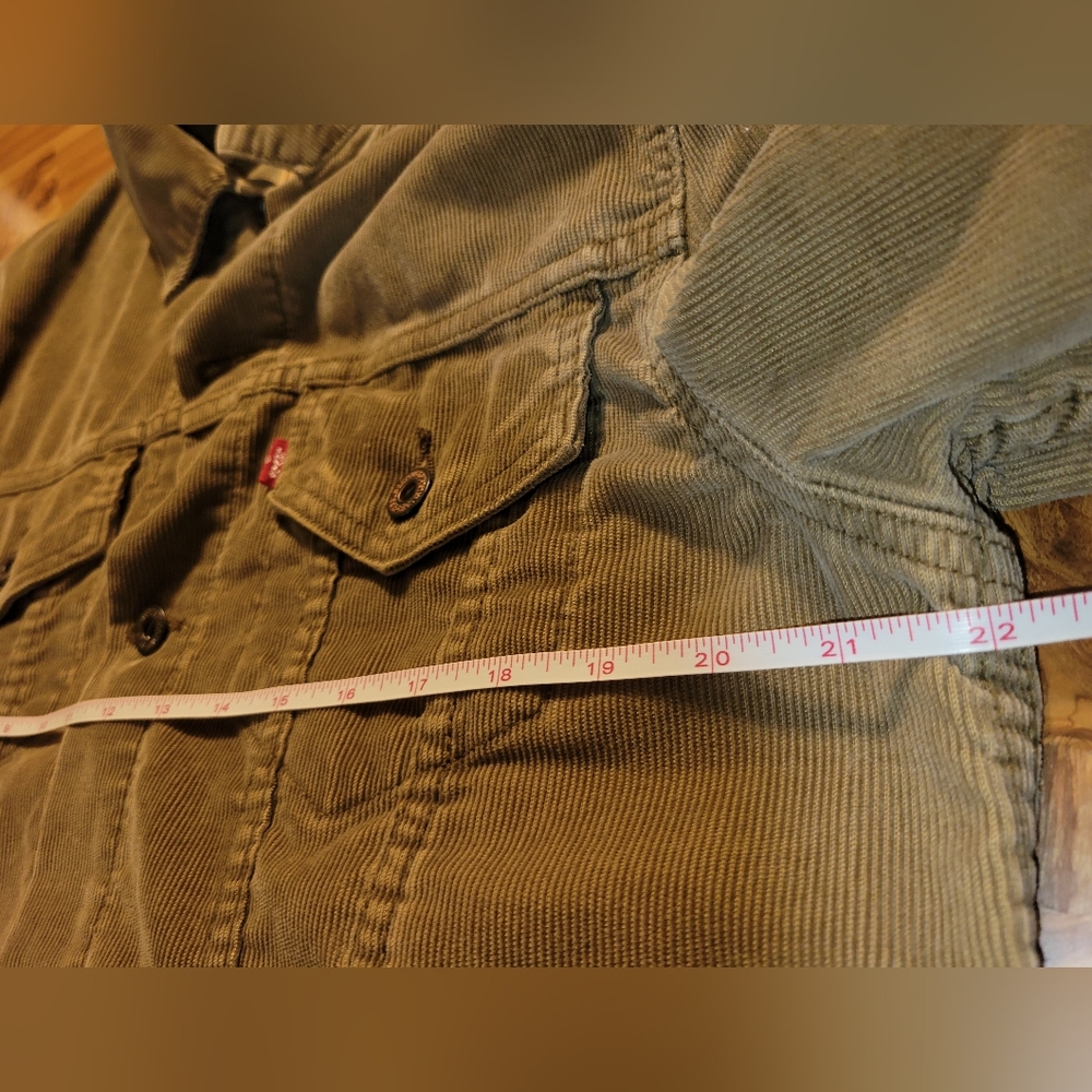 Levi's Olive Green Lightweight Jacket - image 8
